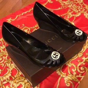 Hardly Worn Black Gucci Wedges
